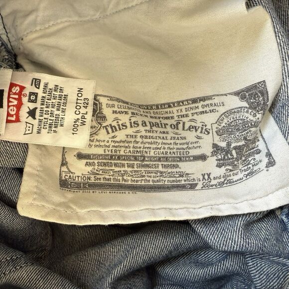 Levi's 501 Jeans Size 36 X 30 Straight Leg Medium Wash Button Fly Y2K 2000s - Picture 11 of 12